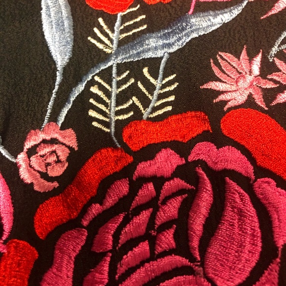 ASOS embroidered bird and floral shift dress - Picture 4 of 6